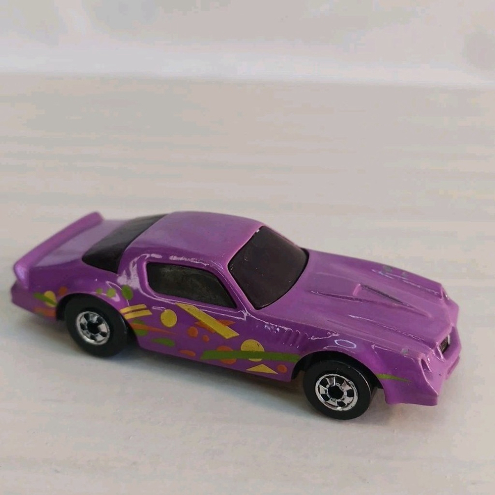 Hot Wheels 1982 Purple Camaro Z 28 Diecast Loose